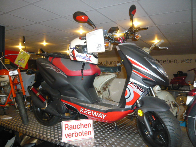 Sonstige - Keeway Fact 50ccm Mofa nacked