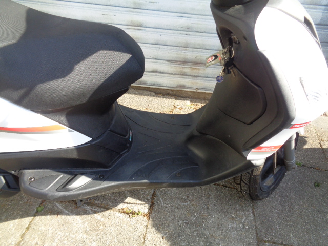 DER-ROLLERHOF - PIAGGIO - PIAGGIO-NEW-FLY-50CCM-2-TAKT-DERBI-BOULEVARD ...