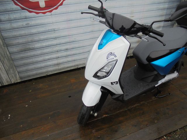 Piaggio 1 LR E5 45 Elektroroller Nr. 461 - DER-ROLLERHOF