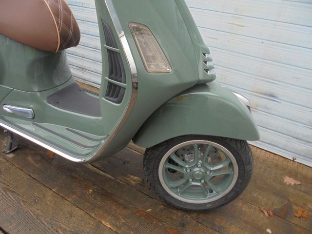 VESPA GTS 310 Super RH Edition Safarigrün E5+ keyless