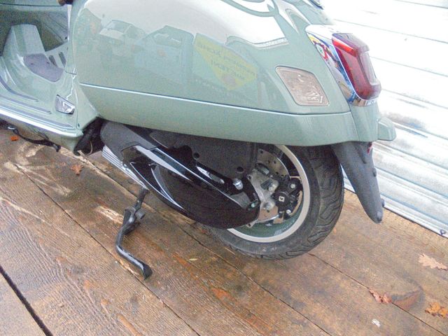 VESPA GTS 310 Super RH Edition Safarigrün E5+ keyless