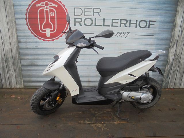 PIAGGIO New TPH 50ccm 2 Takt