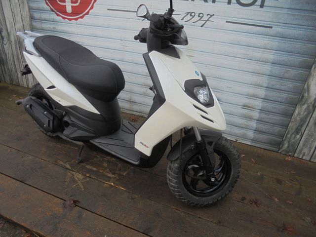 PIAGGIO New TPH 50ccm 2 Takt