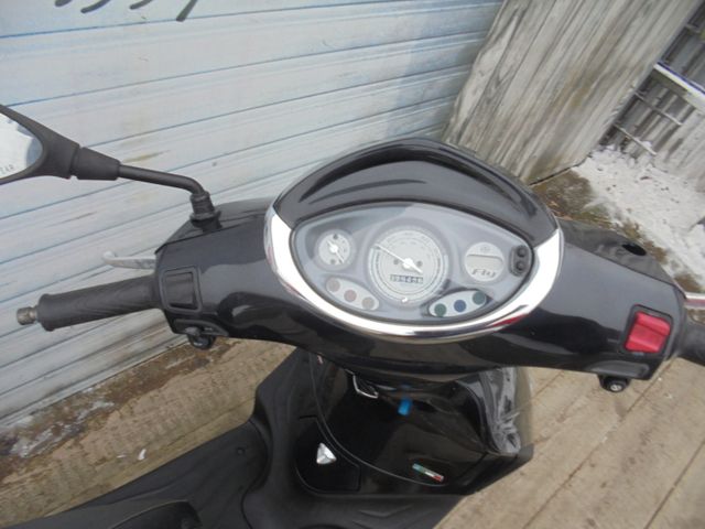 PIAGGIO New Fly 50 4 Takt