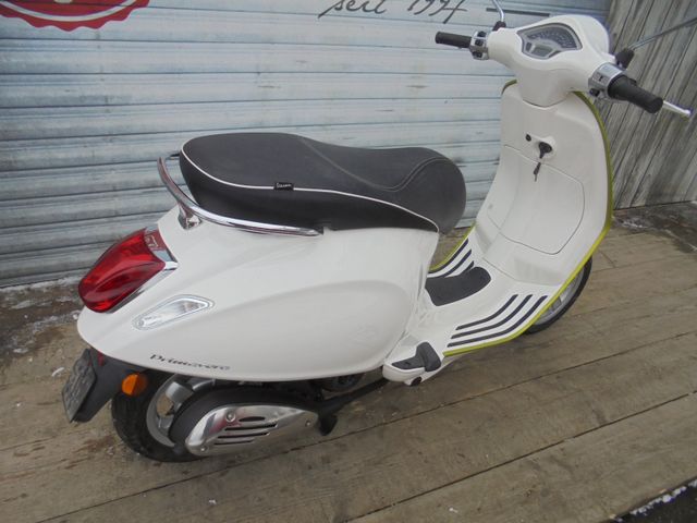 VESPA Primavera 50 4 Takt