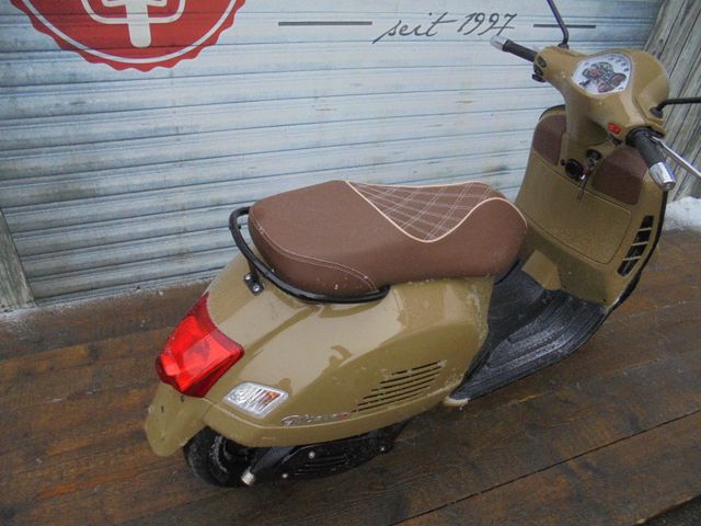 VESPA GTS 300 Super Sport look