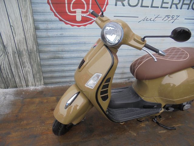 VESPA GTS 300 Super Sport look