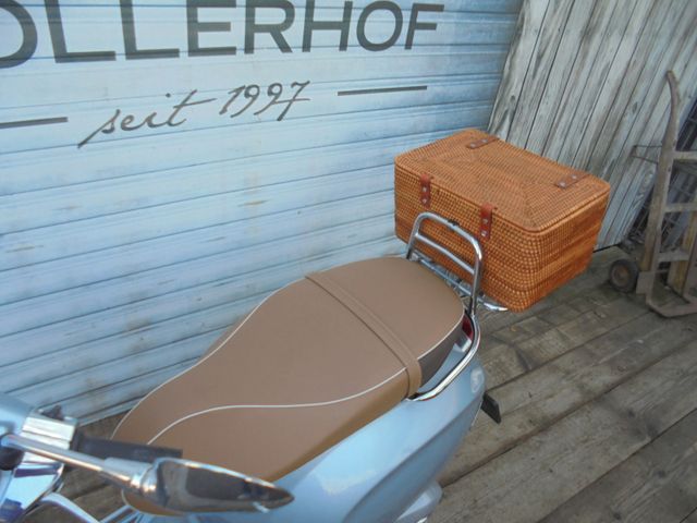 VESPA Primavera 125 Iget E5 PICNIC