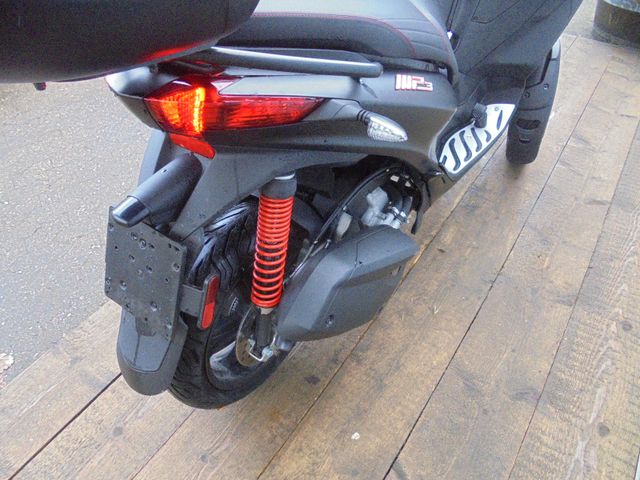 PIAGGIO MP3 300 LT Sport HPE