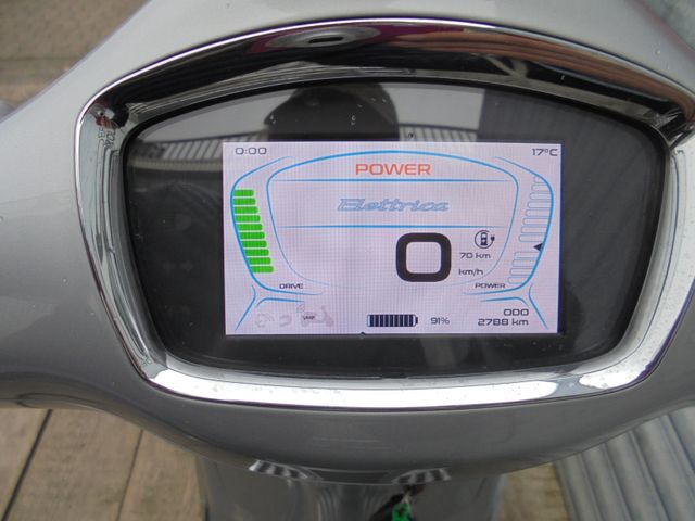 VESPA Primavera 45 Km/h Elettrica