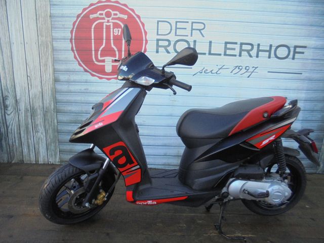 APRILIA SR Motard 50 2T Mofa 25 oder 45 Km/h