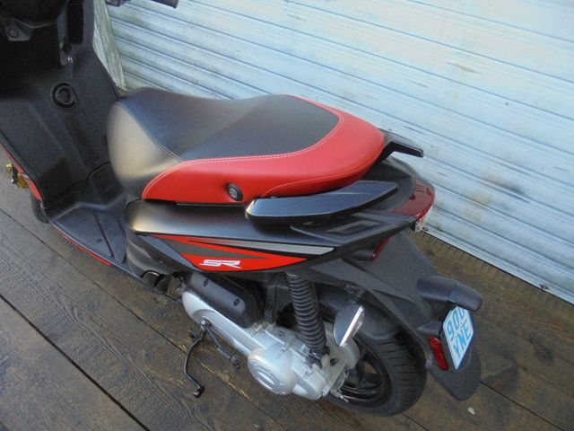 APRILIA SR Motard 50 2T Mofa 25 oder 45 Km/h