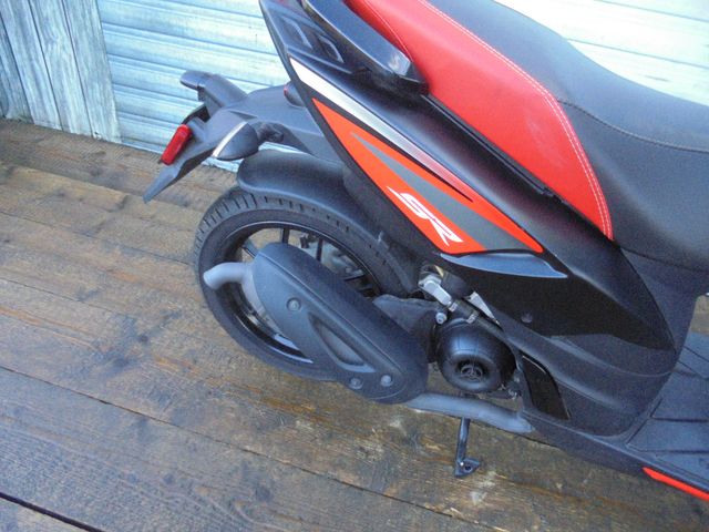 APRILIA SR Motard 50 2T Mofa 25 oder 45 Km/h