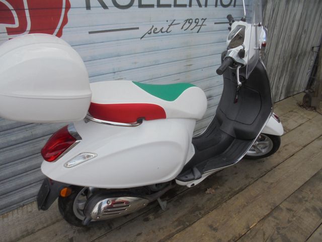 VESPA Primavera 50 2 Takt "Italy-Edition"