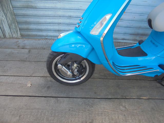 VESPA Primavera 50 4 Takt 50 Jahre PV Sondermodel