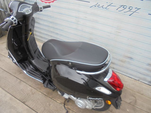 VESPA Primavera 50 4 Takt