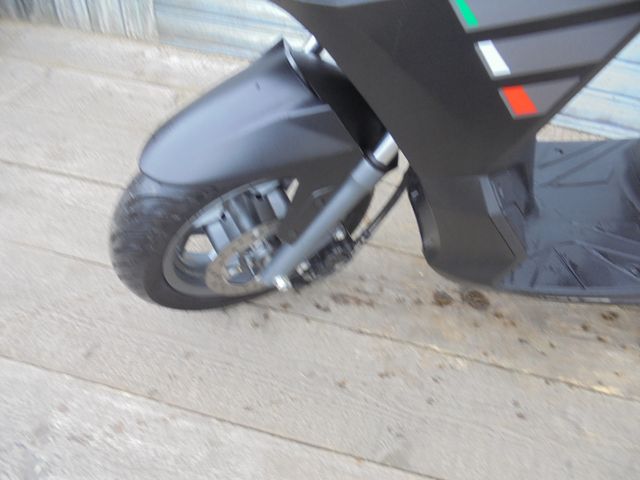 APRILIA SXR 50