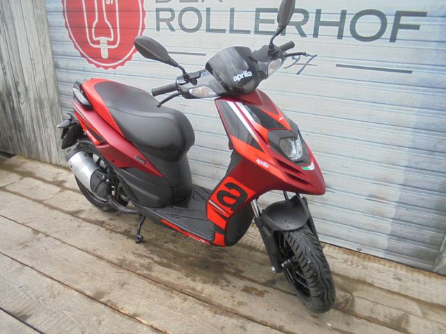 APRILIA SR 50 Motard 2 Takt