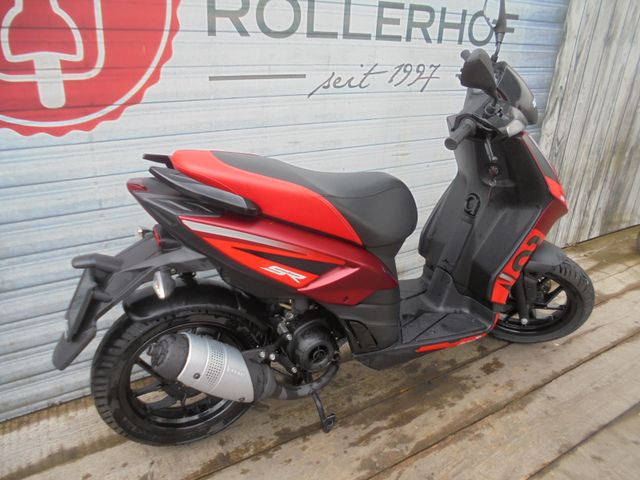 APRILIA SR 50 Motard 2 Takt