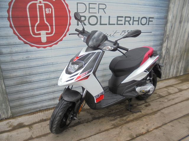 APRILIA SR 50 Motard 2 Takt