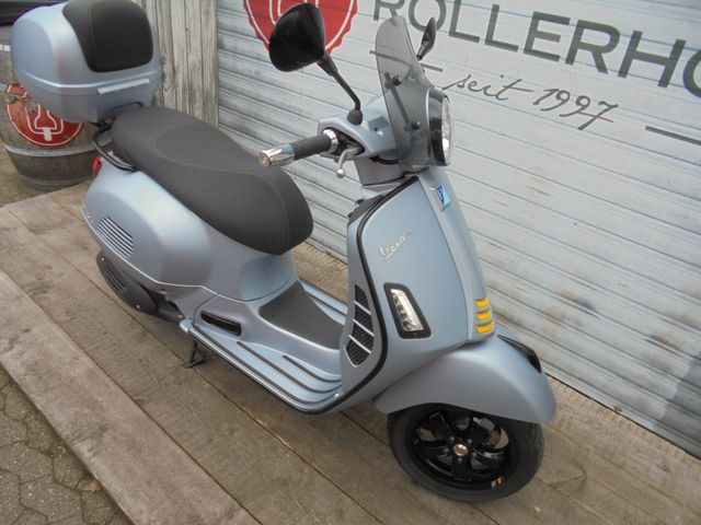 VESPA GTS 300 Super Tech E5 all black