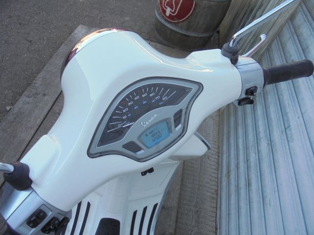 VESPA Primavera 50 4 Takt