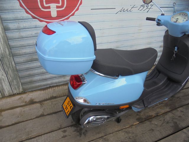 VESPA LX 50 4 Takt babyblau