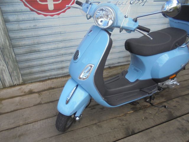 VESPA LX 50 4 Takt babyblau
