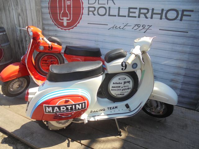 VESPA V 50 im SS 50 Style MARTINI RACING