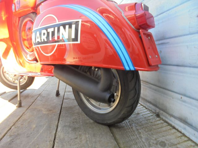 VESPA V 50 im SS 50 Style MARTINI RACING