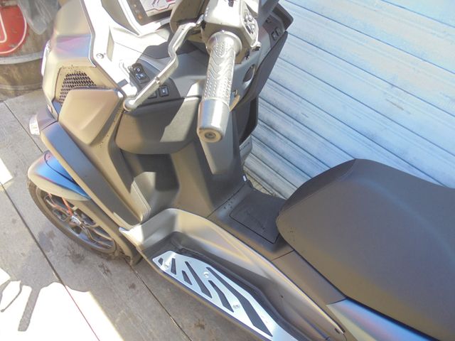 PIAGGIO MP3 530 Exklusive E5+
