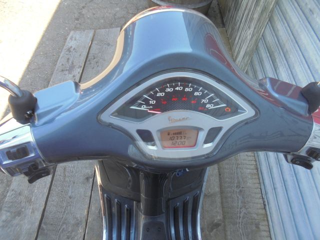 VESPA Primavera 50 Touring 4 Takt Iget