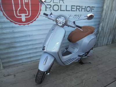 Vespa Primavera 125