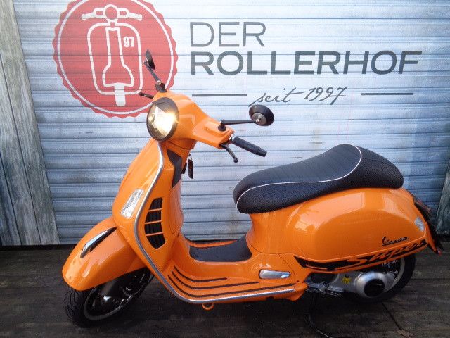 Vespa GTS 300 Super Sport