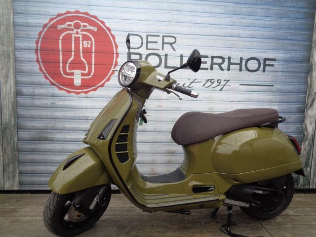 Vespa GTS 300 HPE RH Edition AUDI Taktikgrün