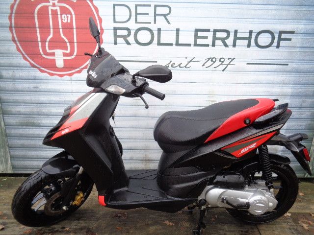 Aprilia SR 50 Motart 2T Mofa oder 45 Km/h