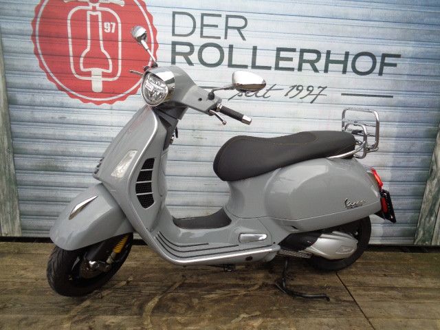Vespa GTS 300 Super Tech