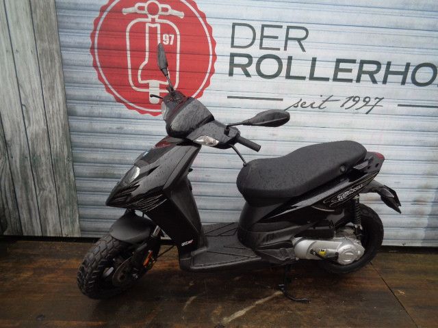Piaggio New Typhoon 50 2T / New TPH 50 2T