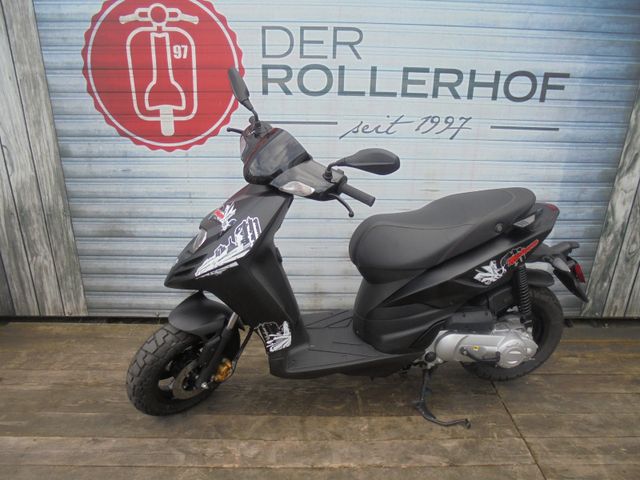Piaggio New Typhoon R 50 2T / New TPH R 50 2T