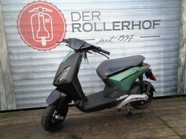 Piaggio 1 E5 25 km/h Elektroroller MOFA