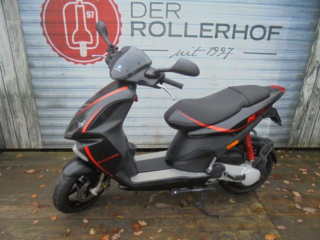 Piaggio NRG 50 Power LC DD (Mofa)