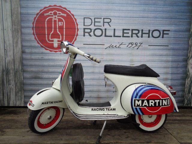 Vespa VBB 150 2T mit 125 Zulassung im Martini-Design