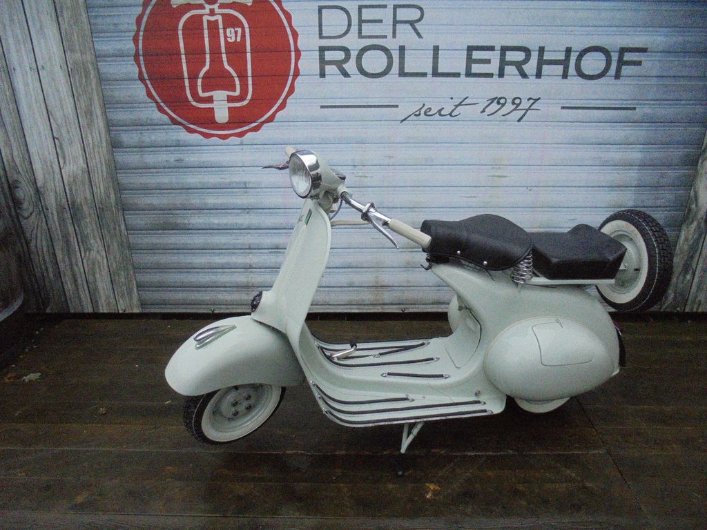 Vespa Acma 125 B196