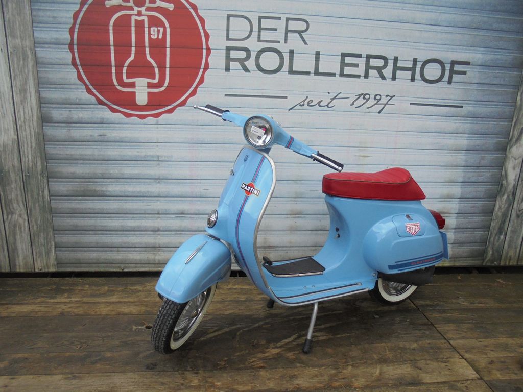 Vespa Primavera 125 ET3 MARTINI SPORT B 196