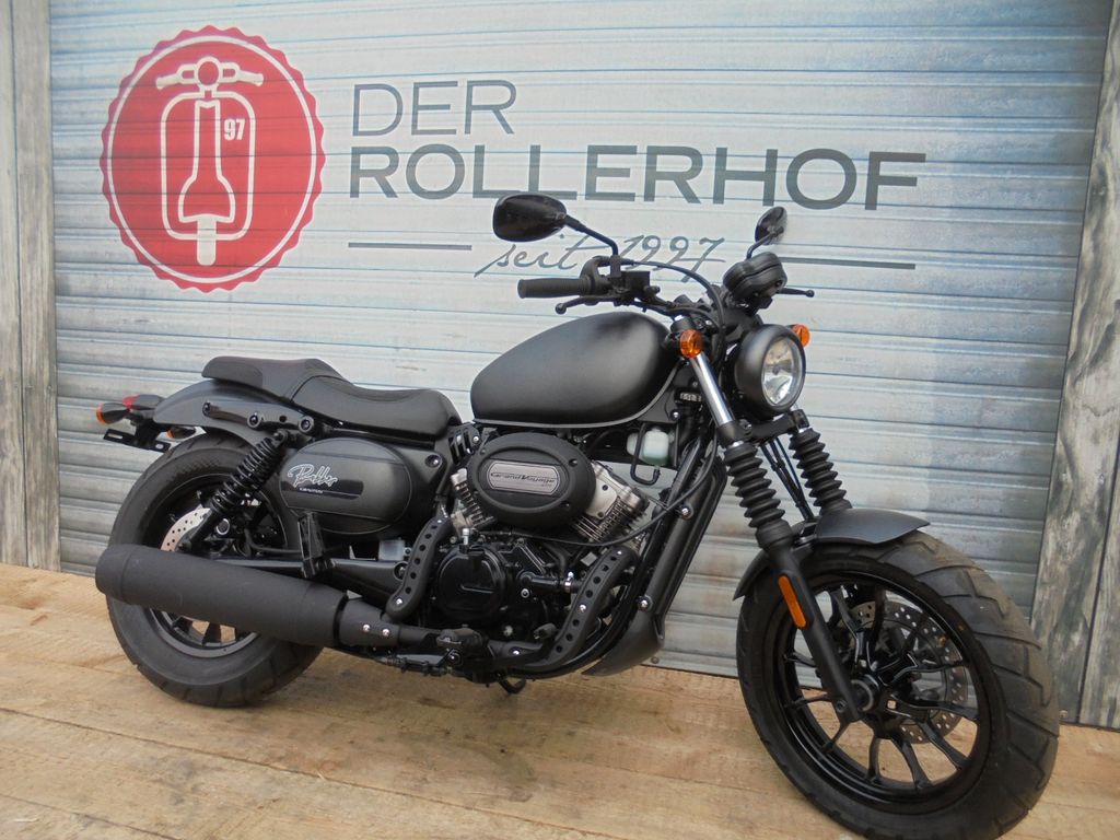 Hyosung GV 125 Bobber wie neu