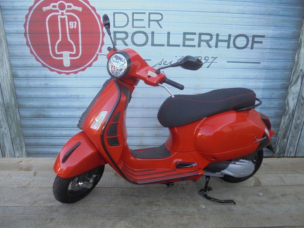 Vespa GTS 300 Super Sport RST E5