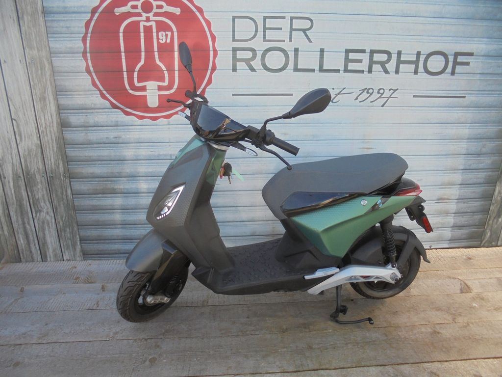 Piaggio 1 ONE 45 SL LR Elektroroller