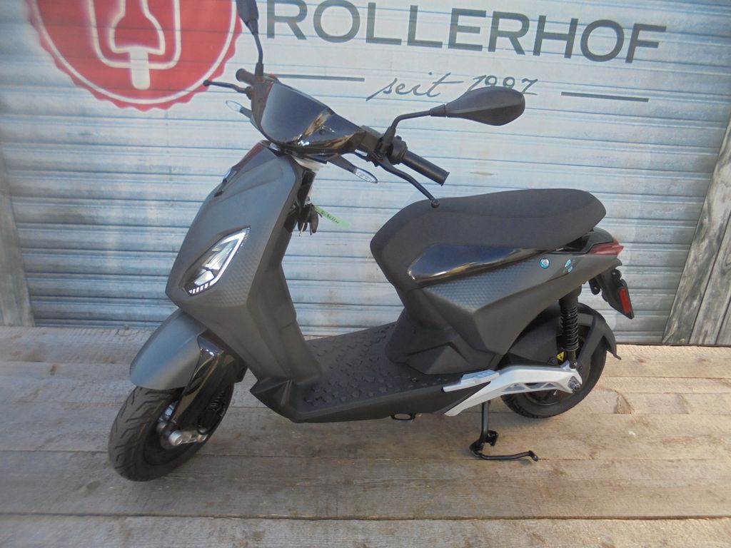 Piaggio 1 ONE 45 E5 LR Elektroroller
