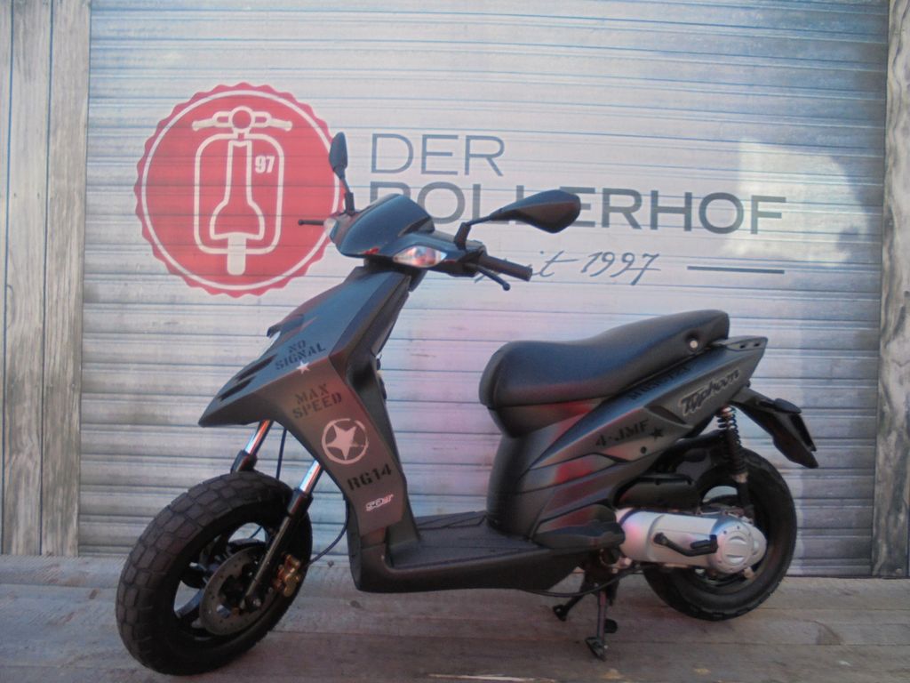 Piaggio New Typhoon 50 2T / New TPH 50