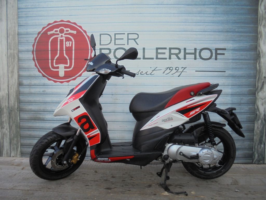 Aprilia SR Motard 50 2T